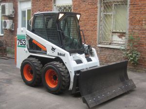 Минипогрузчик Bobcat S753 Б/У ― Качественная техника Bobcat 