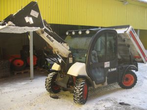 Универсальная машина Bobcat Toolcat 5600 ― Качественная техника Bobcat 