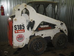 Bobcat S185